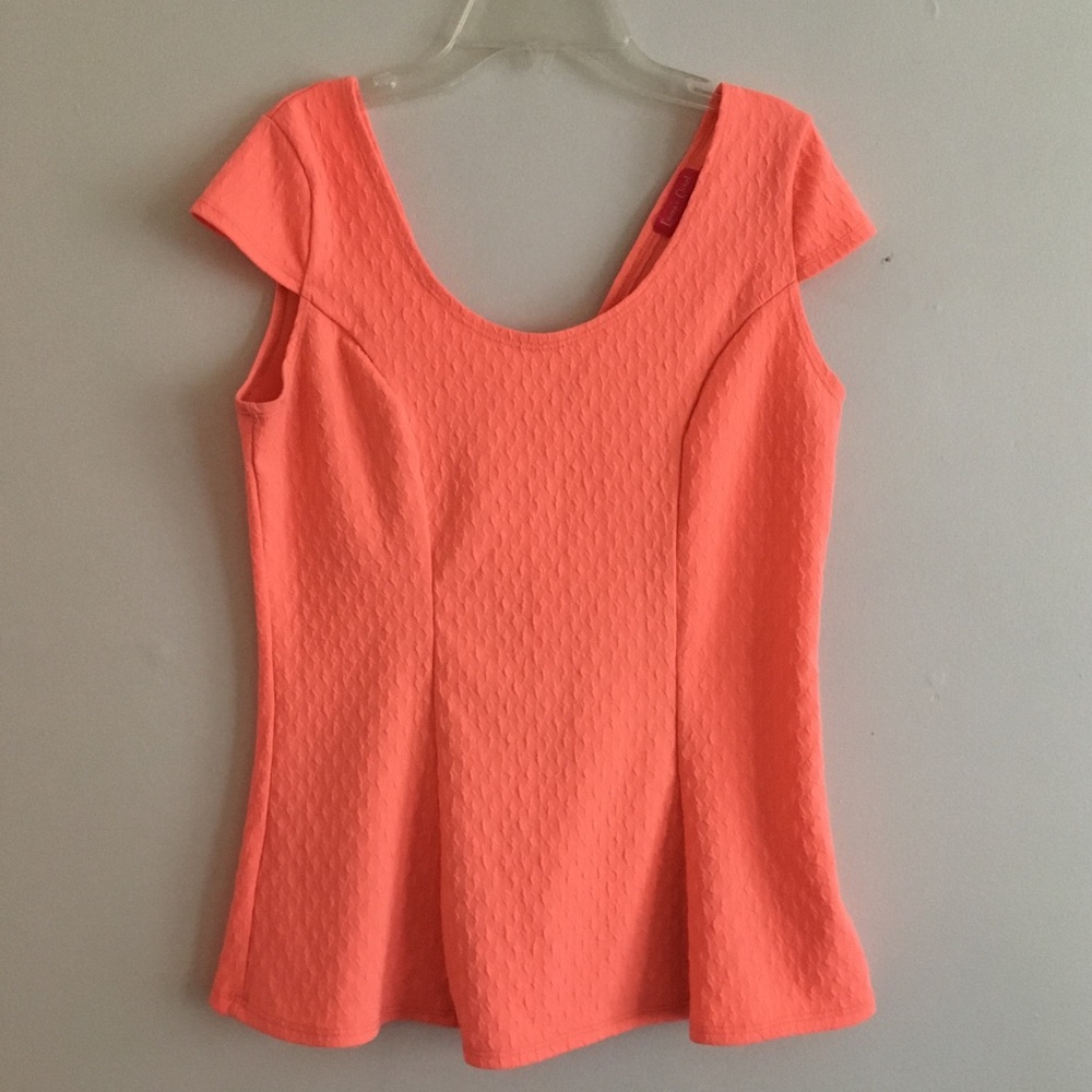 Emma’s closet pink textured peplum top chiffon